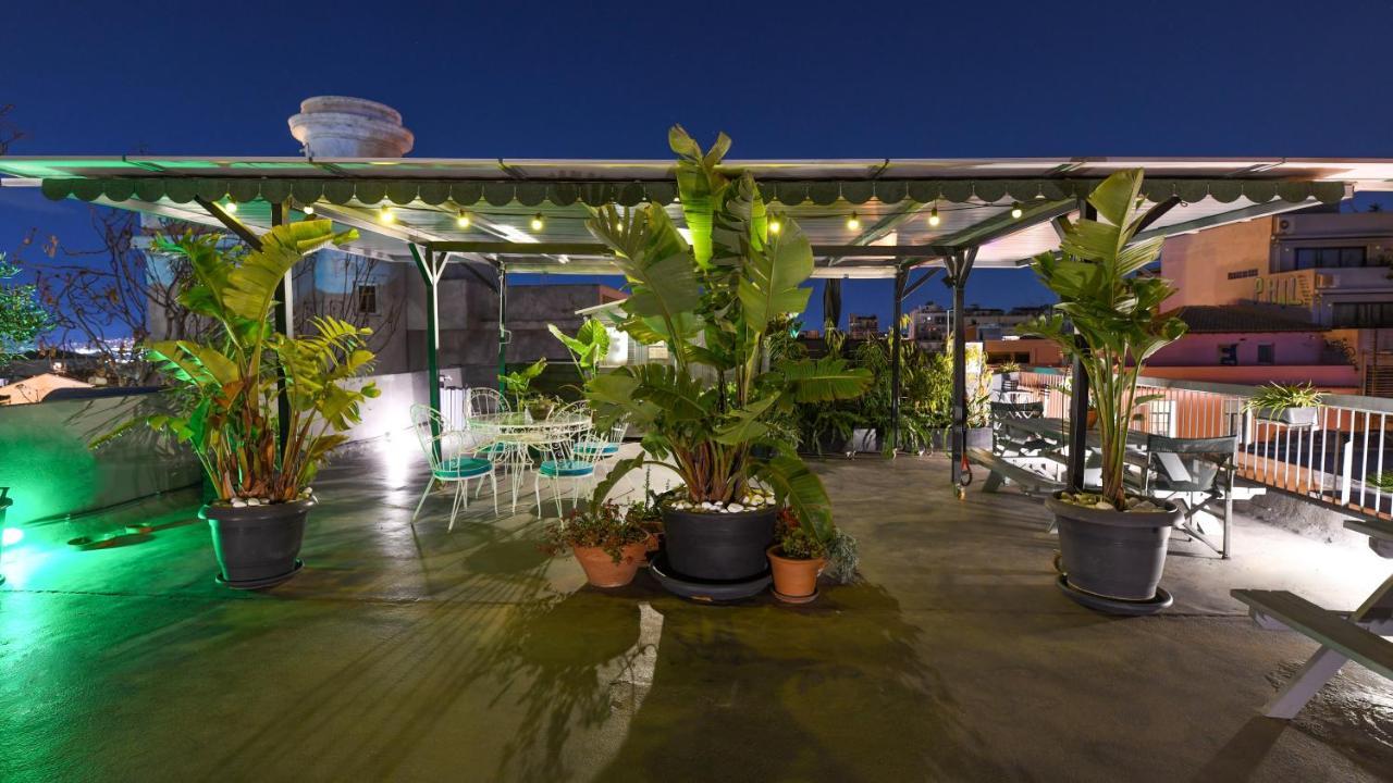 Monastiraki #Wallsfree Citycenter- Unspoiled Athens Apartments Ngoại thất bức ảnh