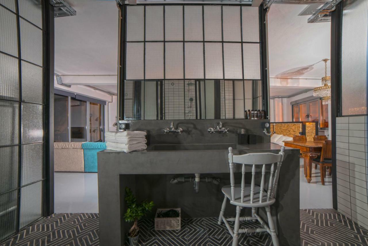 Monastiraki #Wallsfree Citycenter- Unspoiled Athens Apartments Ngoại thất bức ảnh
